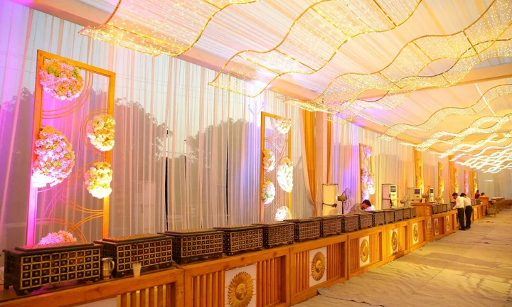 Крепость Ramnagar: hotel Ananya Regency