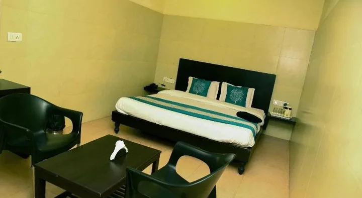 Райпур: Hotel Payal