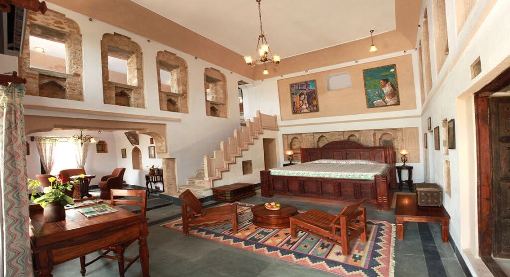 Алвар: Отель Dadhikar Fort