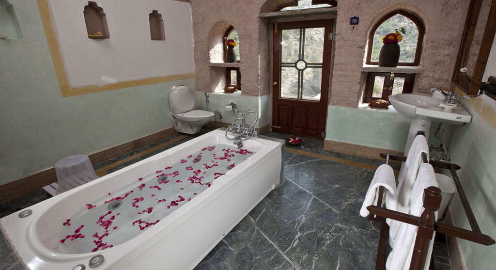 Алвар: Отель Dadhikar Fort