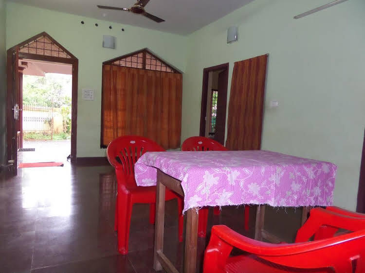 Аллеппи: Pooniyiel Homestay