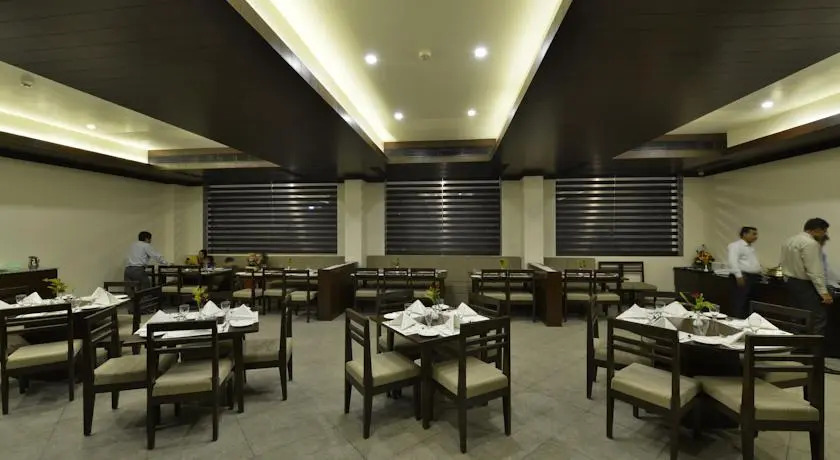 Вадодара: Hotel The Grand Saakar Tiara