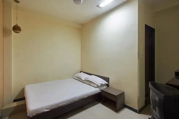Тхане: Chakrika Lodging