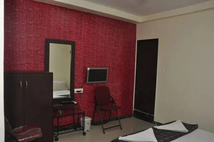 Тхане: Chakrika Lodging