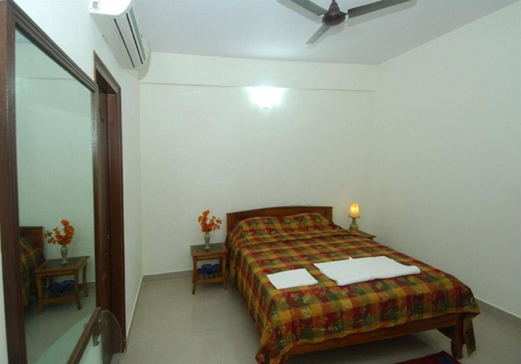 Бангалор: OYO 6110 Thalassa Suites