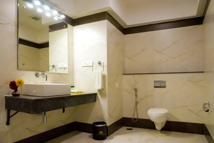 Мадурай: Poppys Hotel Madurai