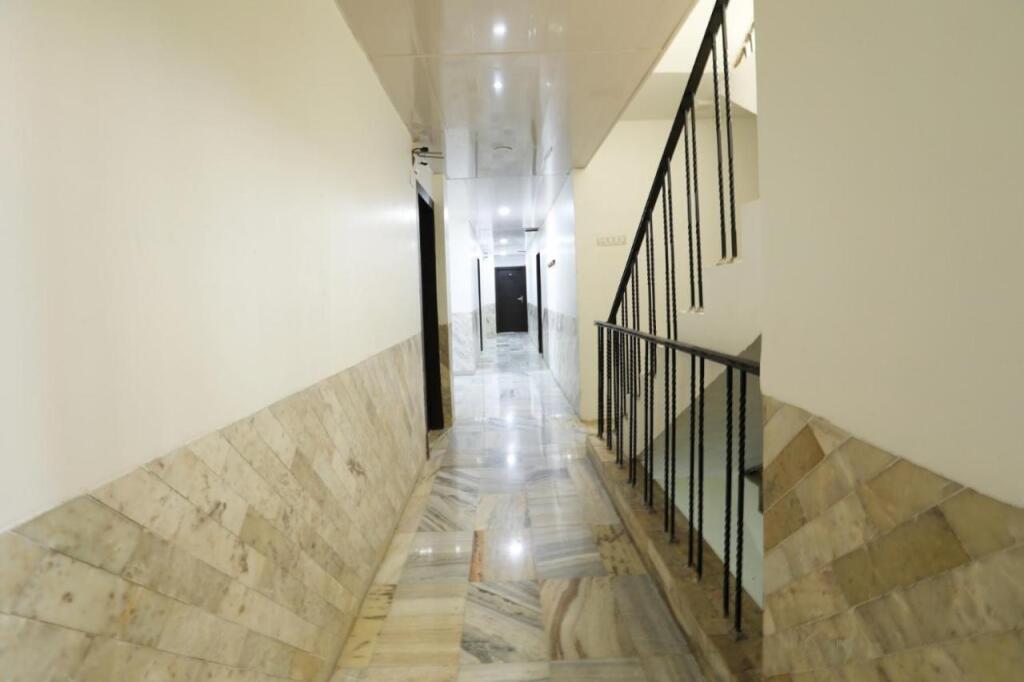 Хандала: Sunrise Hill Resort