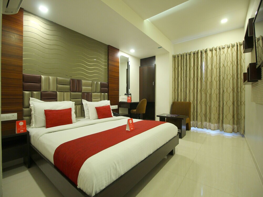Ахмедабад: Hotel Furaat Inn