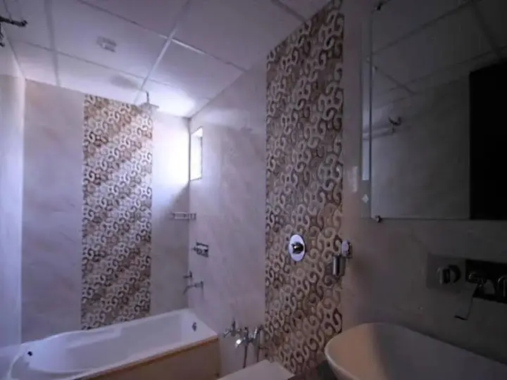 Ахмедабад: Hotel Furaat Inn