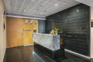 Тхане: Hotel Satkar Grande