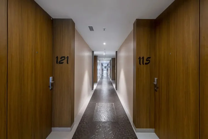 Тхане: Hotel Satkar Grande