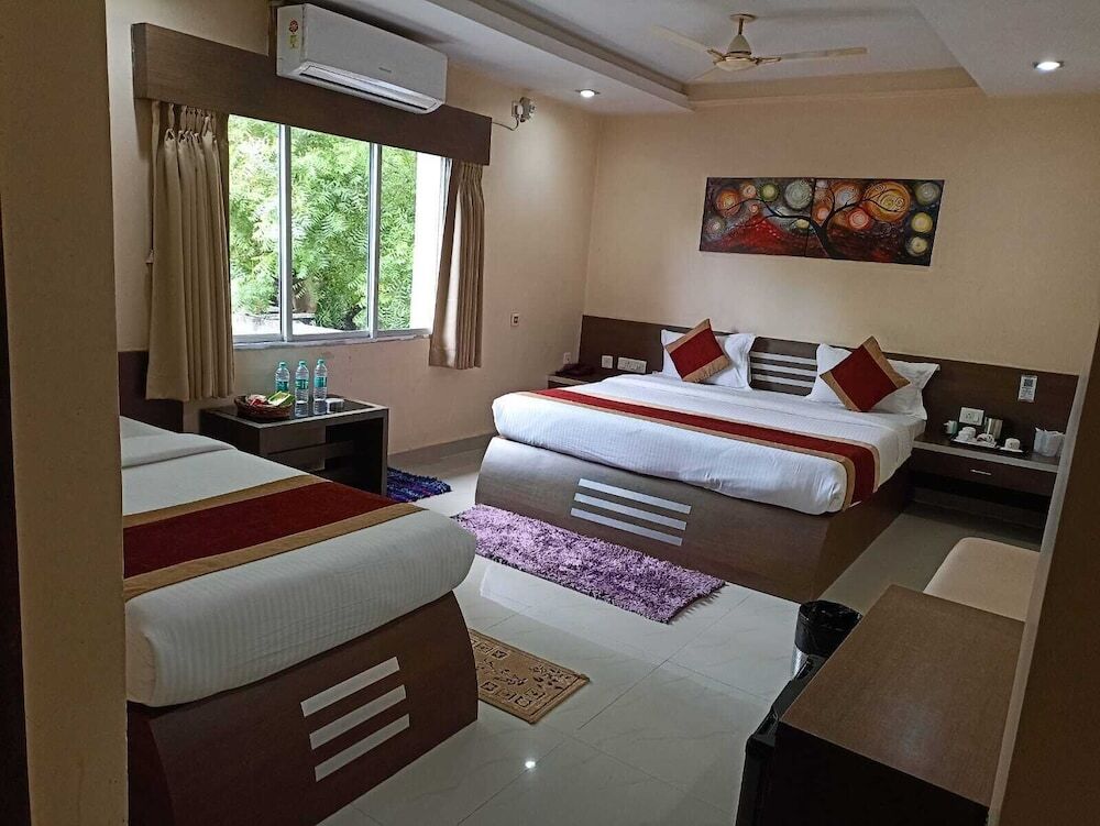 Болпур: Hotel Royal Bengal