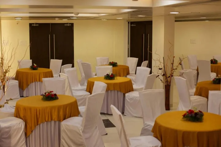 Пуна: Hotel Shree Panchratna