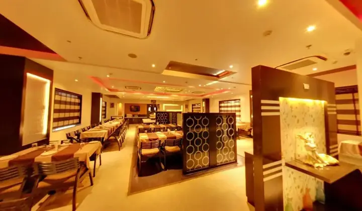 Райпур: Hotel Royale Ambience