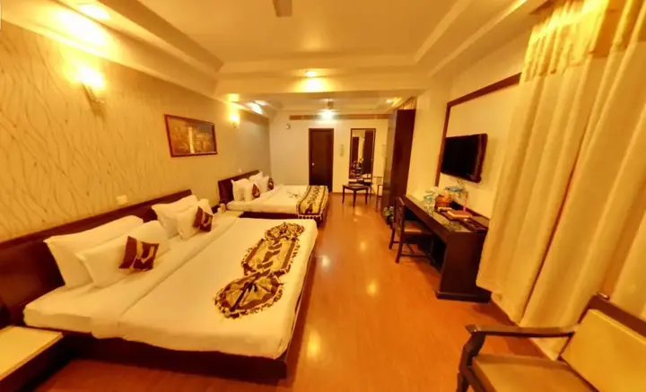 Райпур: Hotel Royale Ambience