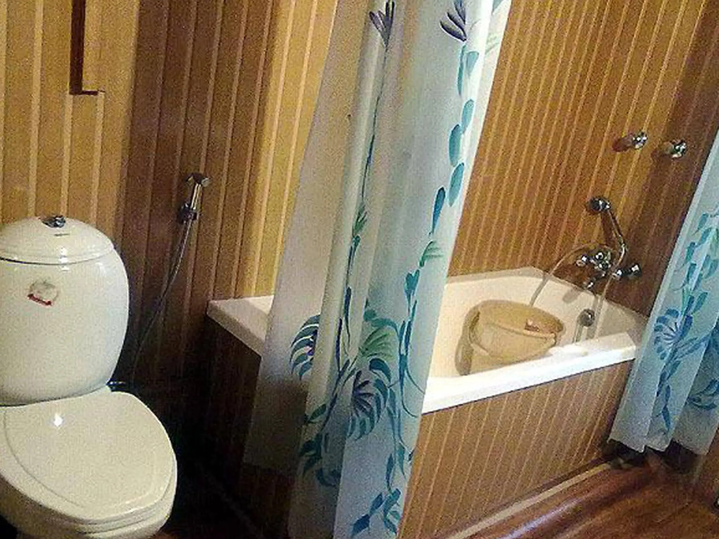 Шринагар: New Retreet Group of Houseboats