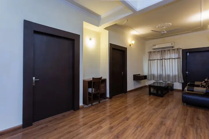Бхопал: Swistar Serviced Apartments