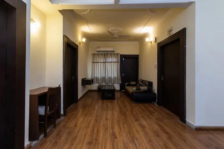 Бхопал: Swistar Serviced Apartments