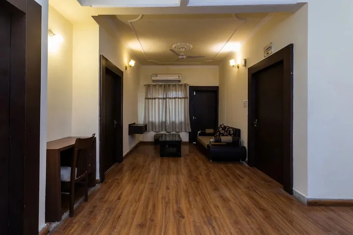 Бхопал: Swistar Serviced Apartments