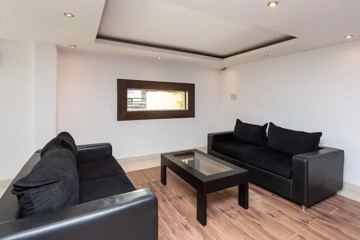 Бхопал: Swistar Serviced Apartments