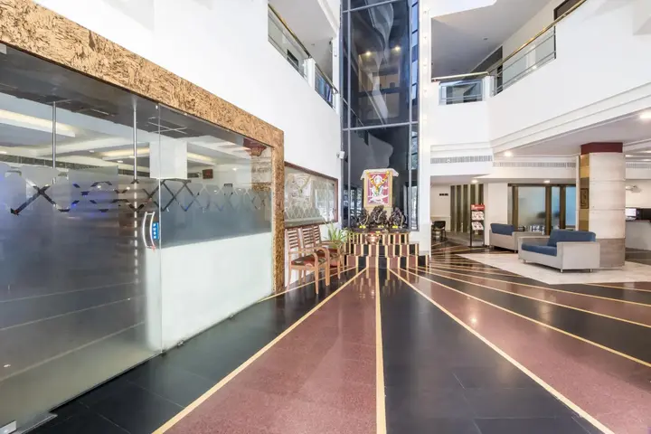 Ахмедабад: Hotel The Westend