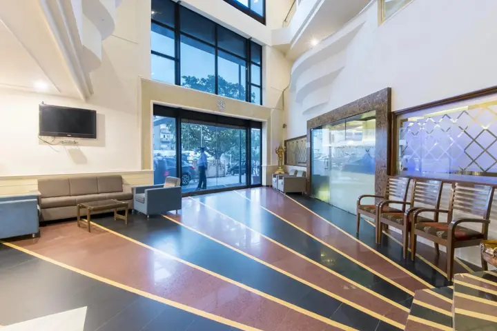 Ахмедабад: Hotel The Westend