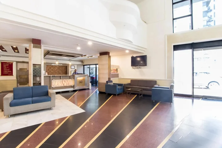 Ахмедабад: Hotel The Westend