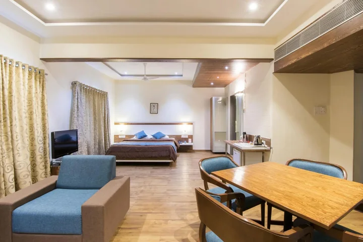 Ахмедабад: Hotel The Westend