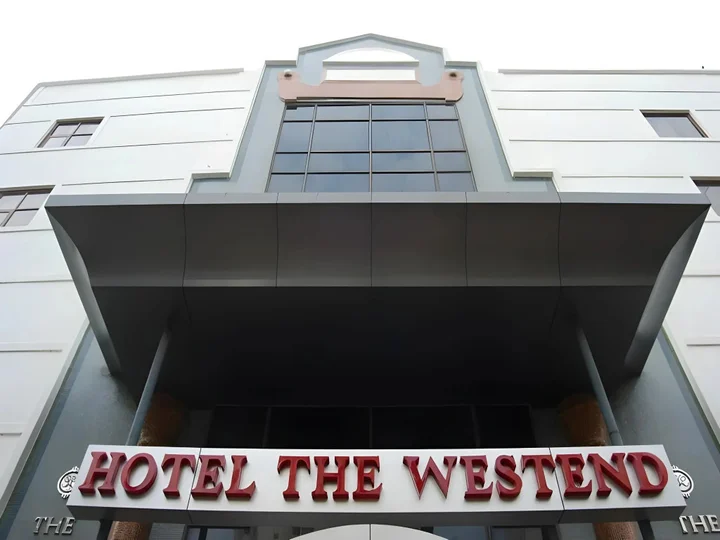 Ахмедабад: Hotel The Westend