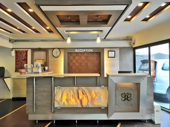 Ахмедабад: Hotel The Westend