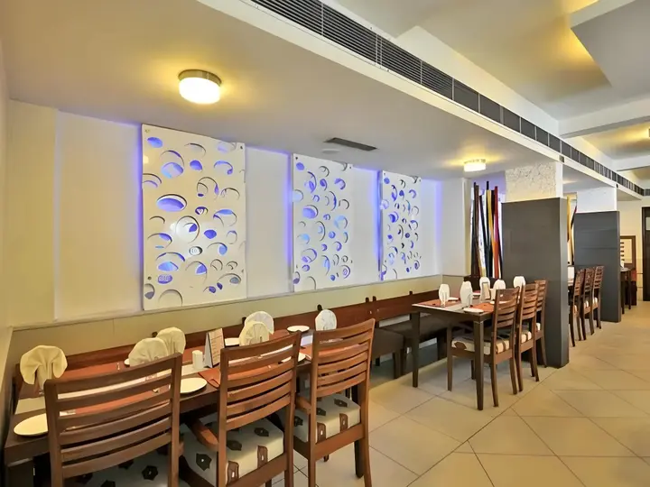 Ахмедабад: Hotel The Westend