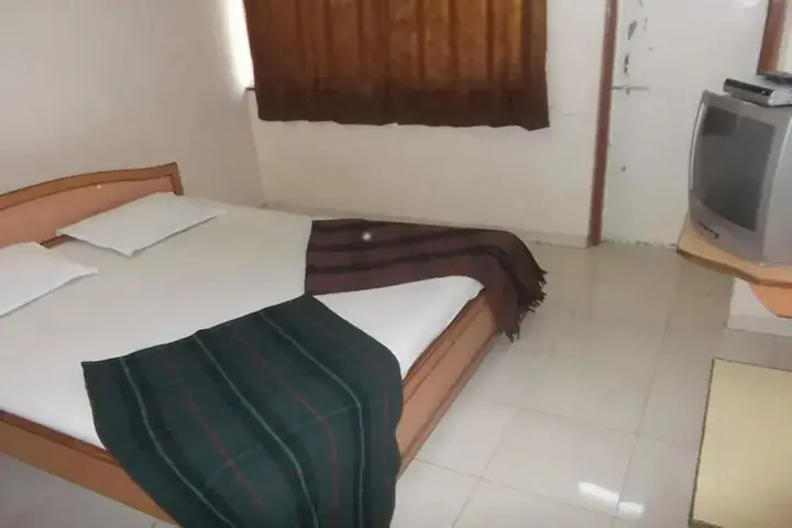 Нашик: Hotel Sahyadhri