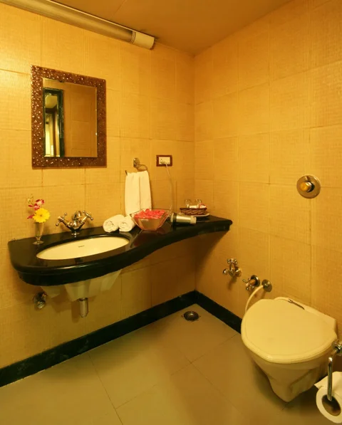 Тхане: Hotel Tip Top Plaza