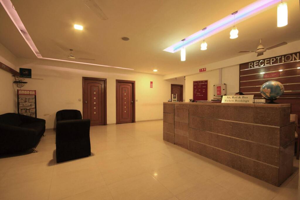Ахмедабад: Hotel Kadamb Inn