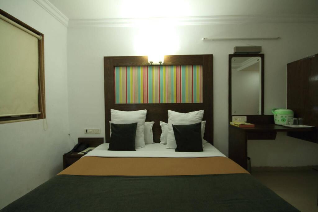 Ахмедабад: Hotel Kadamb Inn