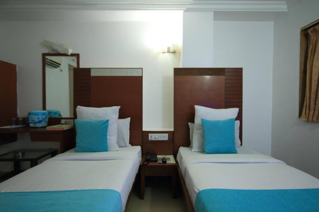 Ахмедабад: Hotel Kadamb Inn