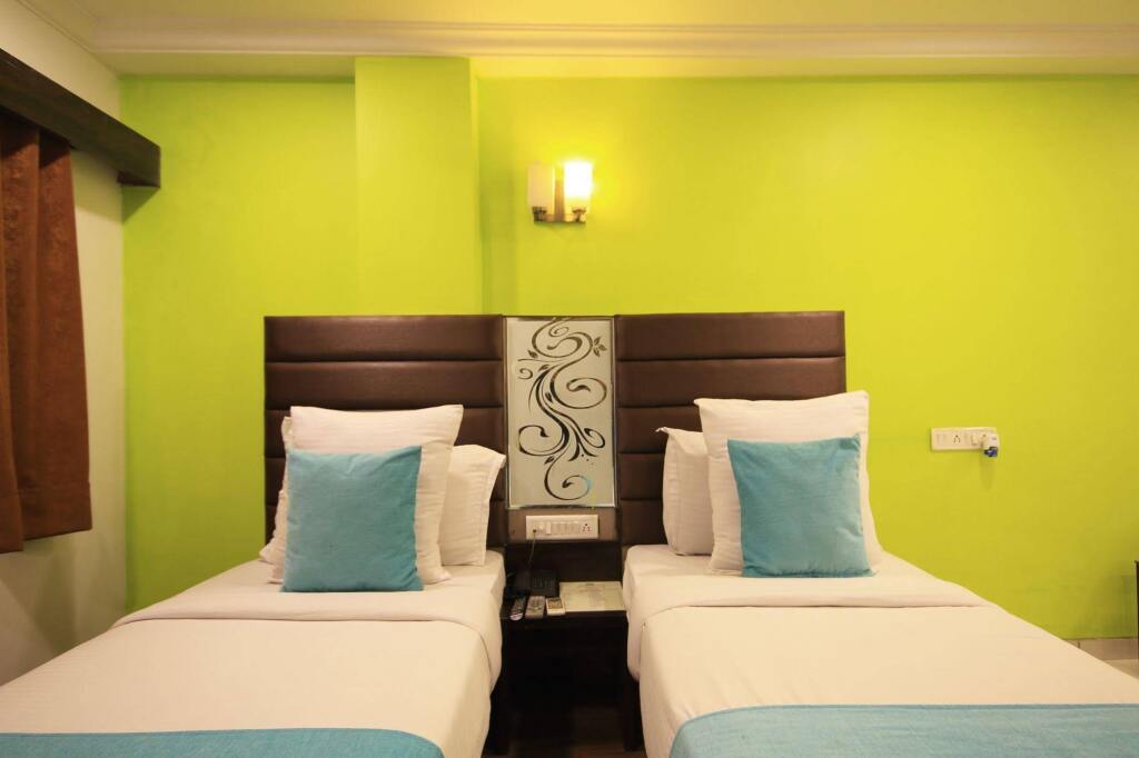 Ахмедабад: Hotel Kadamb Inn