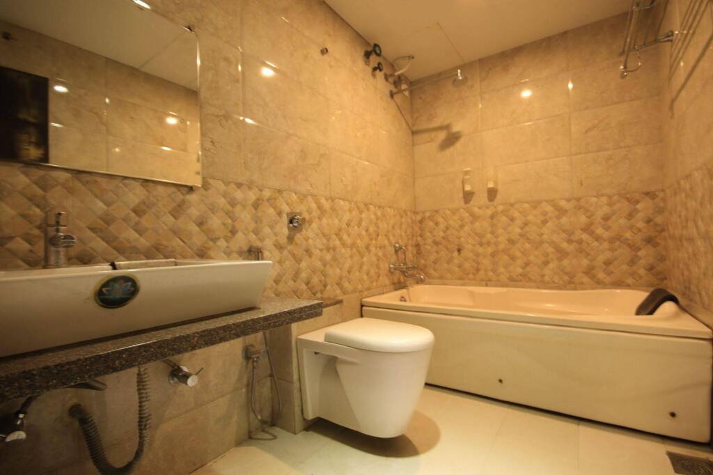 Ахмедабад: Hotel Kadamb Inn