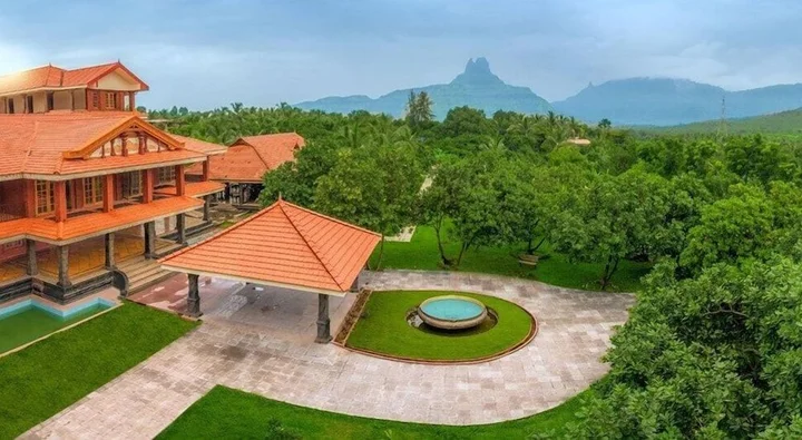 Тхане: Ayurvedic Village