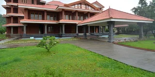 Тхане: Ayurvedic Village