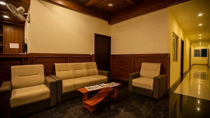 Кумили: Woodside Residency Thekkady