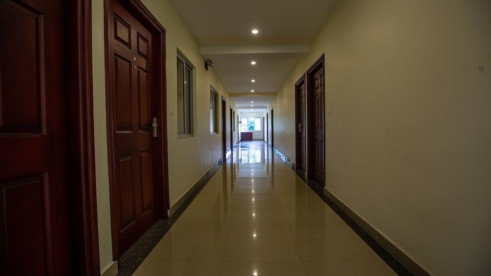 Кумили: Woodside Residency Thekkady