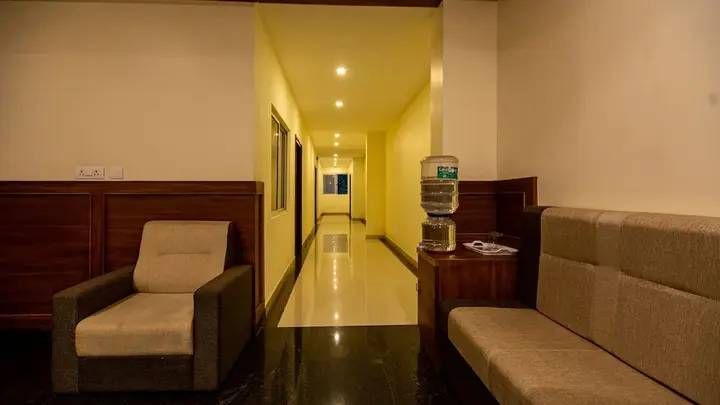 Кумили: Woodside Residency Thekkady
