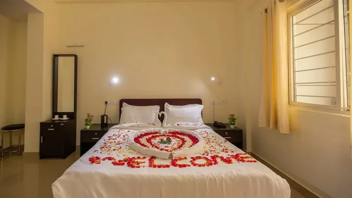 Кумили: Woodside Residency Thekkady