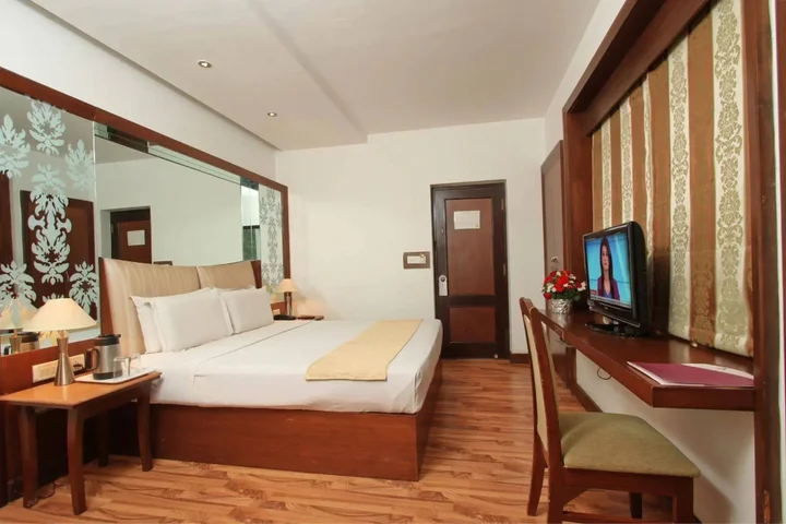 Бангалор: Hotel VT Paradise