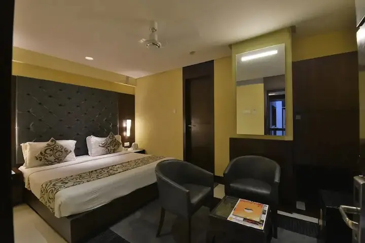 Райпур: Hotel The Golden Oak Central by Citrus Prime