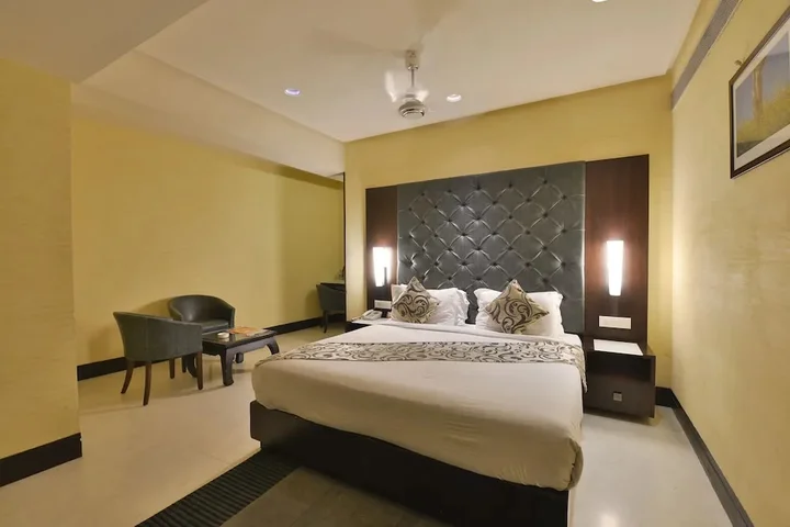 Райпур: Hotel The Golden Oak Central by Citrus Prime