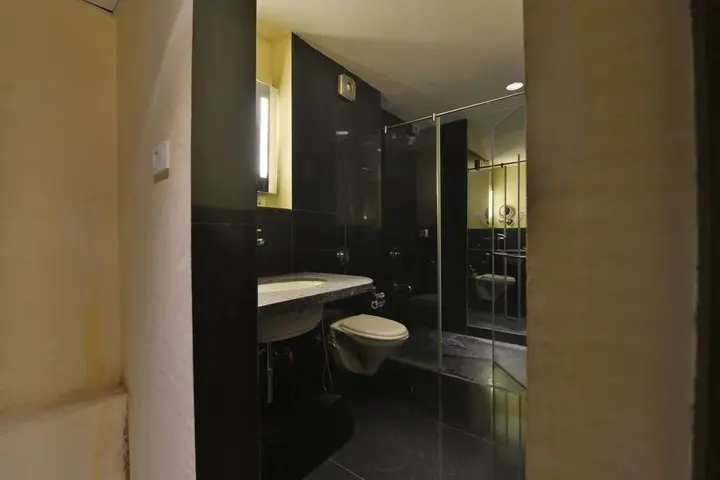 Райпур: Hotel The Golden Oak Central by Citrus Prime