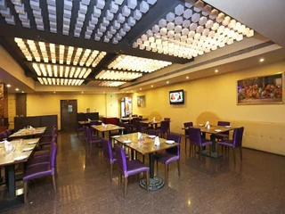 Райпур: OYO 11939 Hotel Queens Club of India
