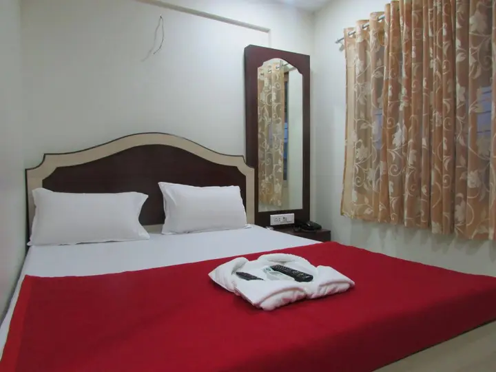 Мумбаи: OYO 328 Hotel Royal Grand
